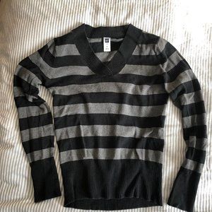 Gap Black and Gray Striped Cotton Sweater Size M